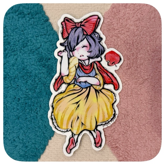 B-SIDE LABEL SNOW WHITE CLOSED EYES - BRAND NEW - Picture 2 of 2